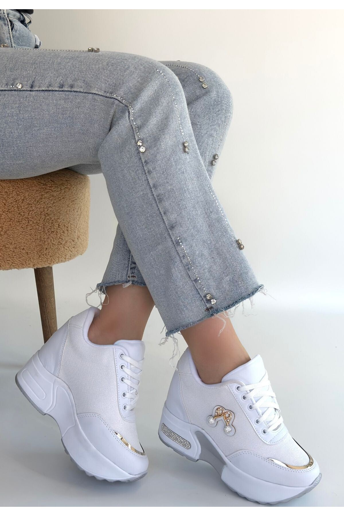 Wody Beyaz Cilt Simli Bağcıklı Spor Ayakkabı - Lisinya