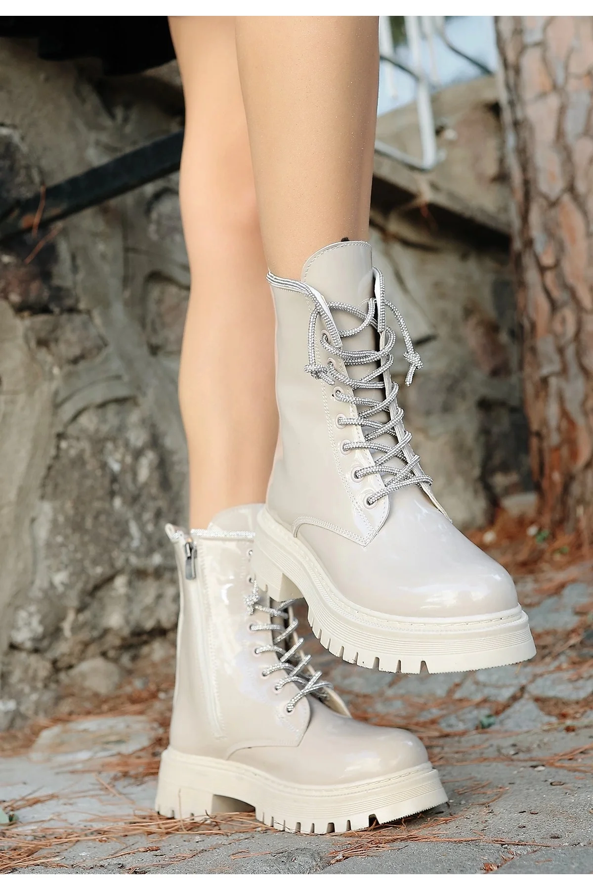 Woint Bej Rugan Bağcıklı Bot