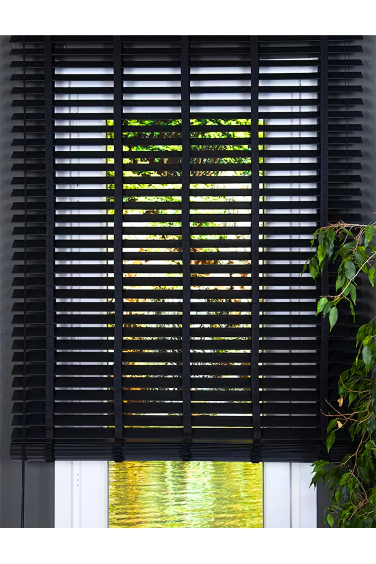 Wooden Blinds %100 Doğal Ahşap Jaluzi Perde 50mm,Alüminyum Kasalı Yüksek Kaliteli - Siyah Kurdelalı JX/003PW
