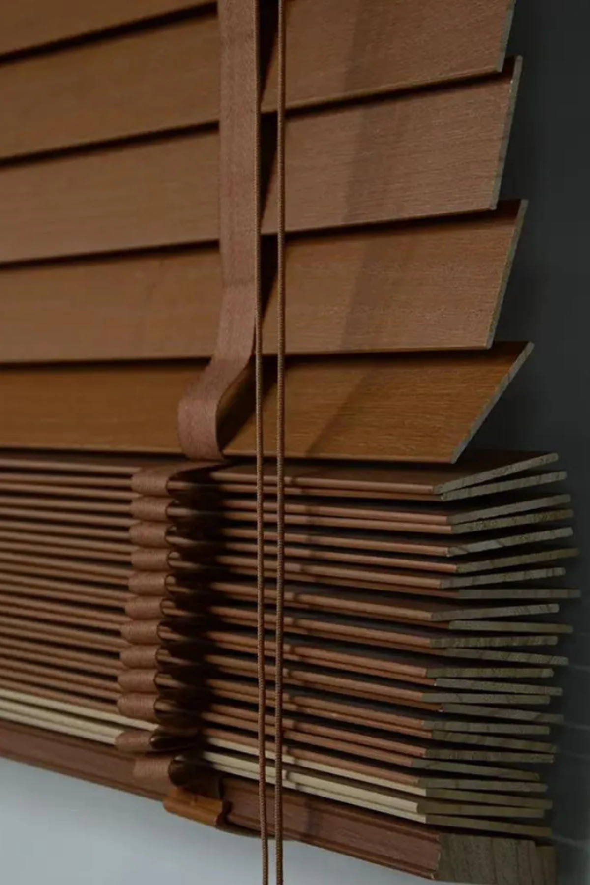 Wooden Blinds %100 Doğal Ahşap Jaluzi Perde 50mm, Alüminyum Kasal
