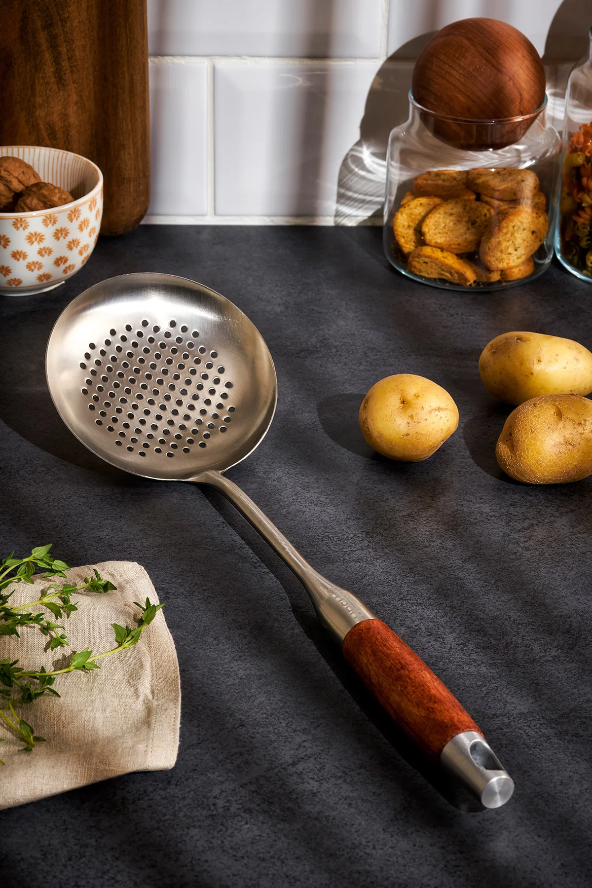 Woody Paslanmaz Çelik Kevgir