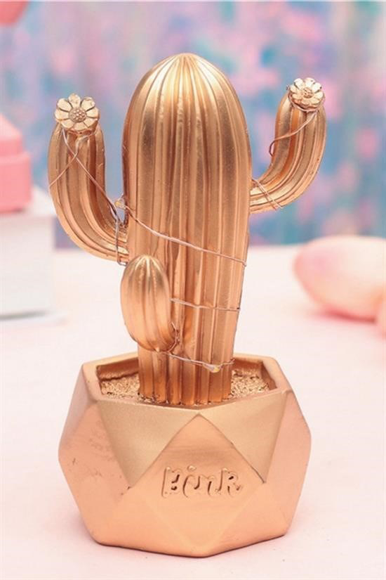 Woody Sofia Led Işıklı Sevimli Kaktüs Dekoratif Masa Lambası Mini Woody Sofia Led Işıklı Sevimli Kaktüs Dekoratif Masa Lambası Mini
