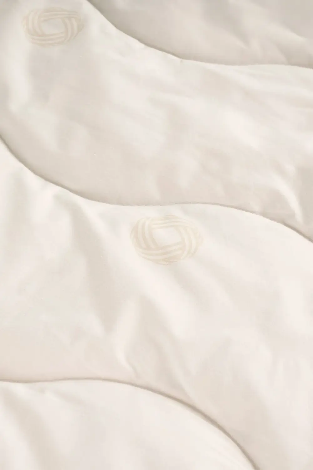 Woolla Pamuk Kumaş Battal Boy Yün Yorgan 215x235 Cm