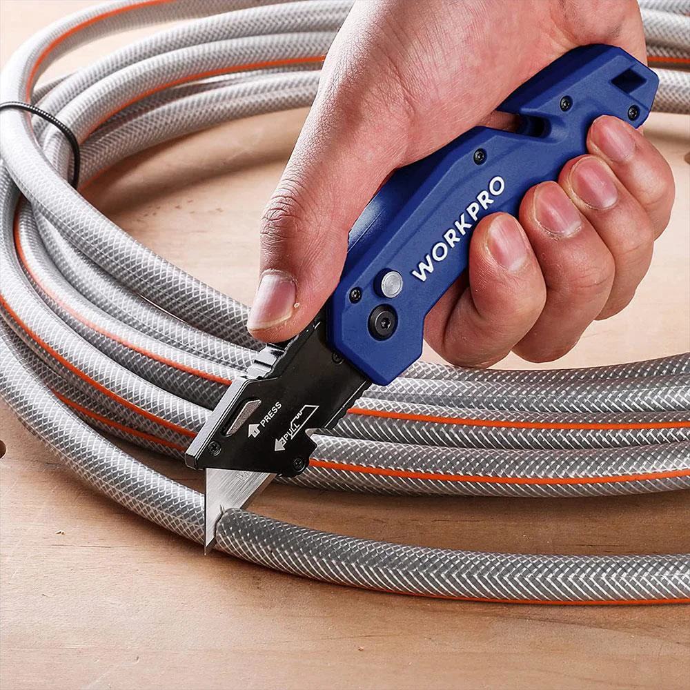 WORKPRO WP211008 Profesyonel Katlanır Çok Amaçlı Rötuş Maket Bıçağı + 10 Adet Yedek Bıçak WORKPRO WP211008 Profesyonel Katlanır Çok Amaçlı Rötuş Maket Bıçağı + 10 Adet Yedek Bıçak
