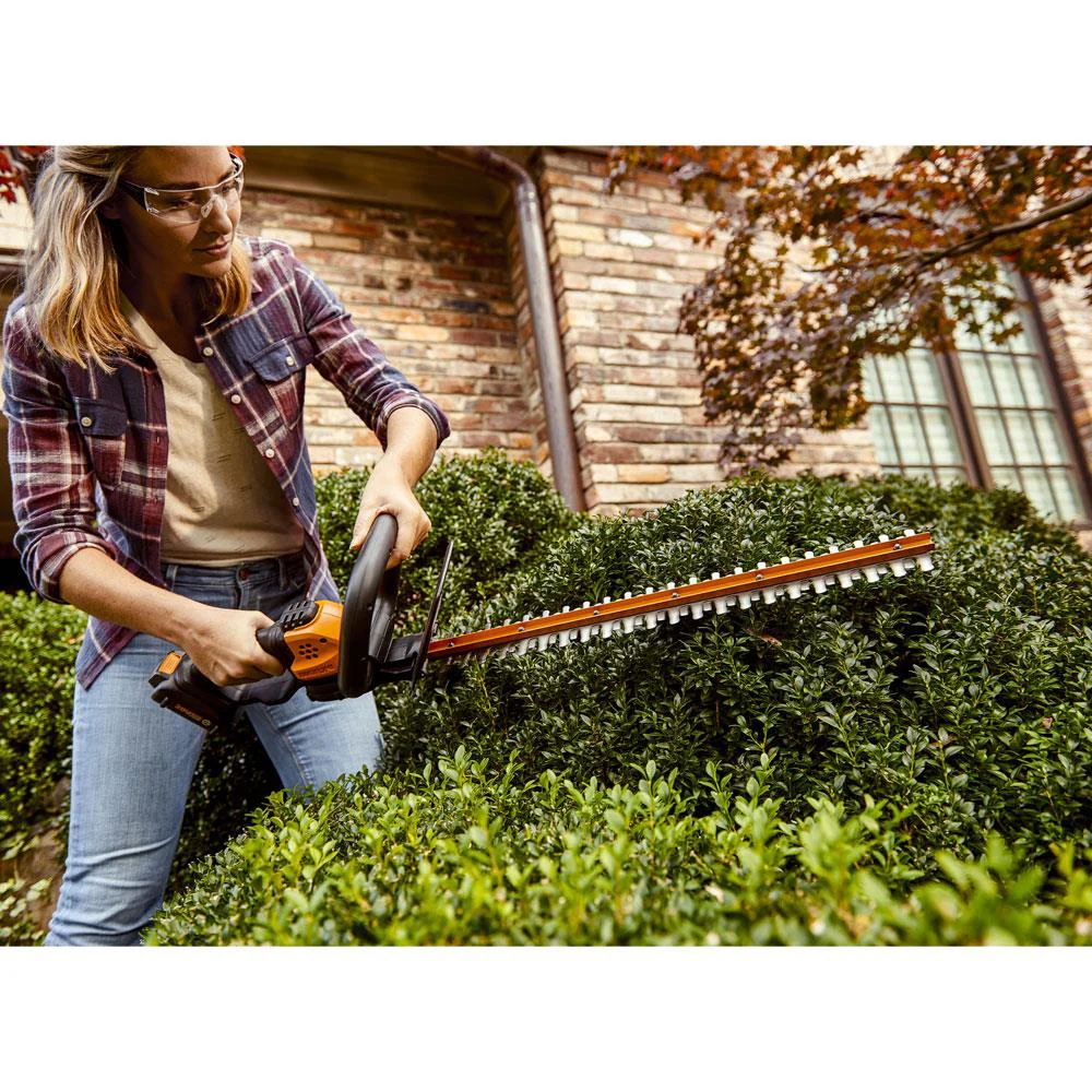 WORX WG261E 20Volt 2.0Ah. 45CM Profesyonel Çit Budama WORX WG261E 20Volt 2.0Ah. 45CM Profesyonel Çit Budama
