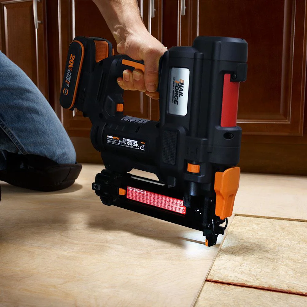 WORX WX844.9 20Volt 16-40mm Profesyonel Şarjlı Zımba Makinesi + 2700 Adet Yedek Zımba (Akü Dahil Değildir) WORX WX844.9 20Volt 16-40mm Profesyonel Şarjlı Zımba Makinesi + 2700 Adet Yedek Zımba (Akü Dahil Değildir)