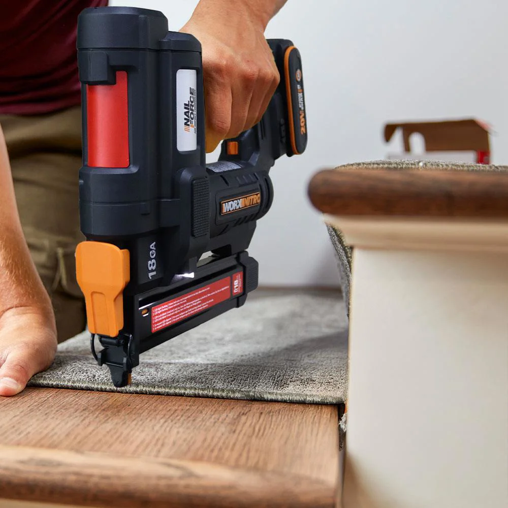 WORX WX844.9 20Volt 16-40mm Profesyonel Şarjlı Zımba Makinesi + 2700 Adet Yedek Zımba (Akü Dahil Değildir) WORX WX844.9 20Volt 16-40mm Profesyonel Şarjlı Zımba Makinesi + 2700 Adet Yedek Zımba (Akü Dahil Değildir)