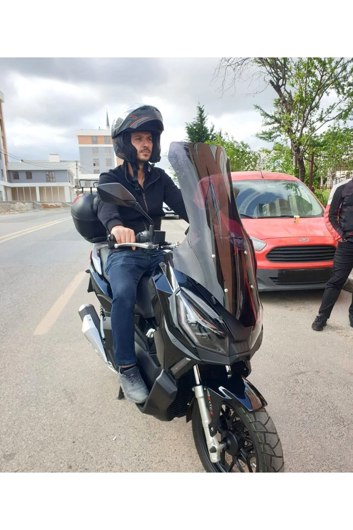 Wow 150 Ön Cam 2023-2026 Model 78cm Siyah Renkli 4mm UZUN