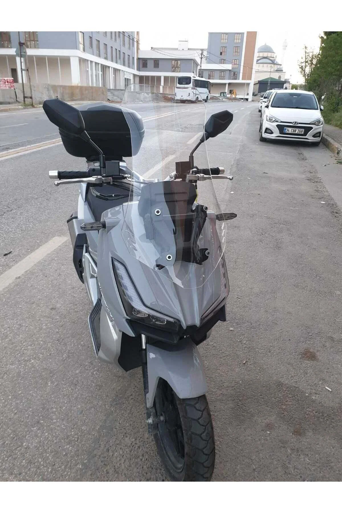 Wow 150 Ön Cam 2023-2026 Model 65cm Şeffaf Renkli 4mm ORTA BOYLU