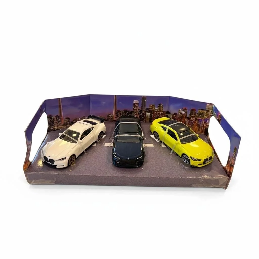 WP6429  1/64 BMW 3.0 CSL,BMW İ7,BMW M4-EKN