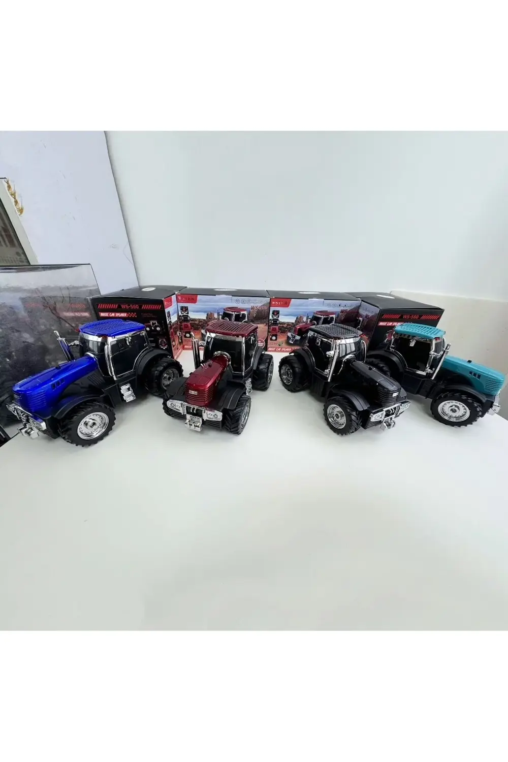 WSTER WS-560 Traktör Görünümlü Taşınabilir Kablosuz Bluetooth Hop