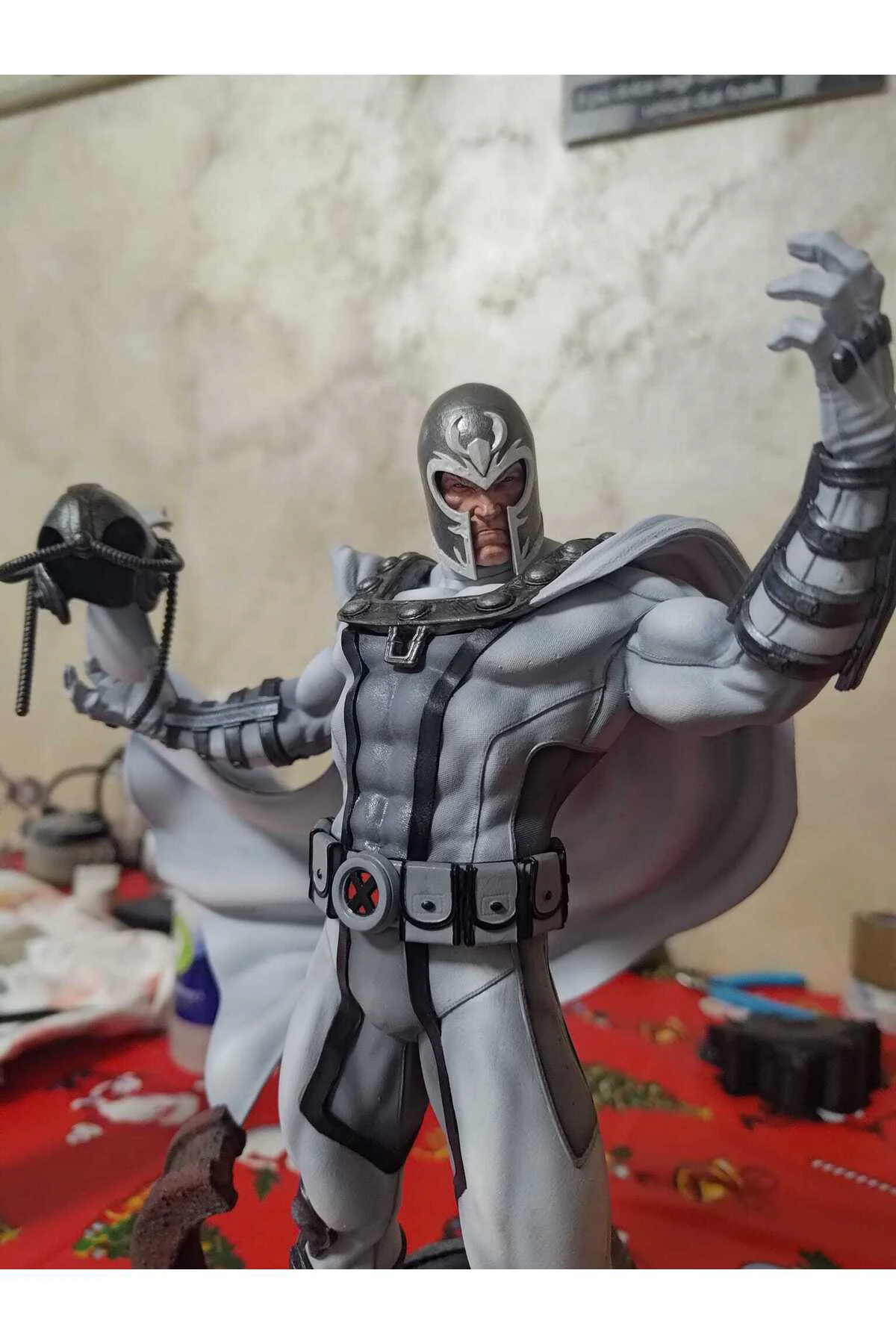X-Men Magneto Boyalı Figür X-Men Magneto Figür 25CM Büyük Boy