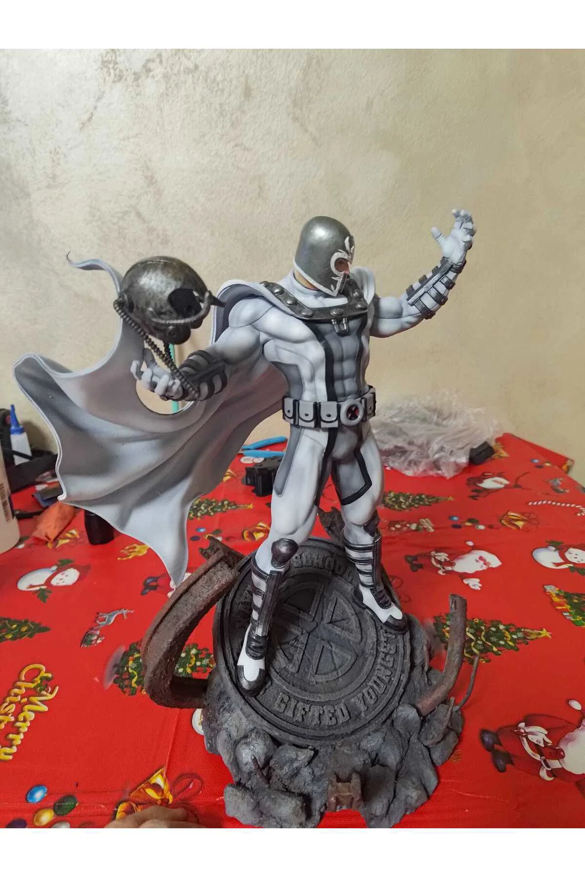X-Men Magneto Boyalı Figür X-Men Magneto Figür 25CM Büyük Boy