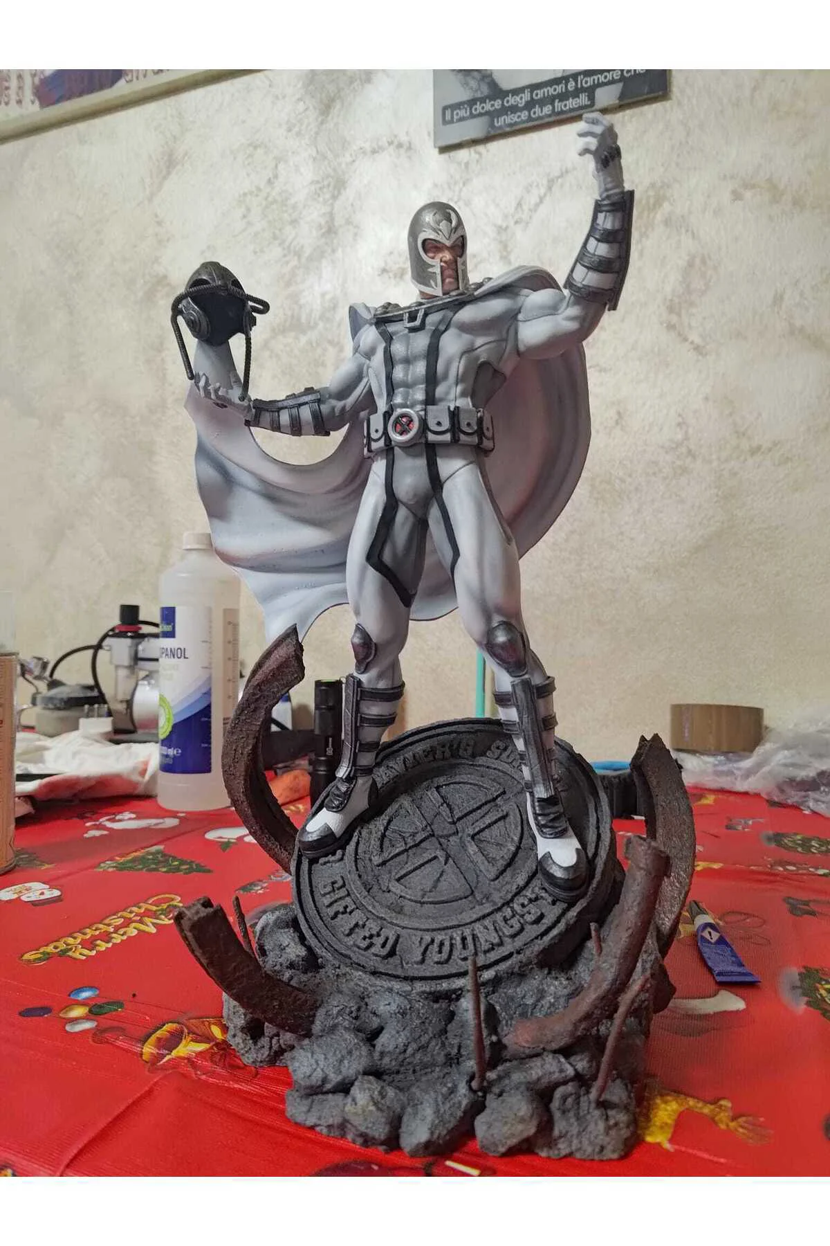 X-Men Magneto Boyalı Figür X-Men Magneto Figür 25CM Büyük Boy