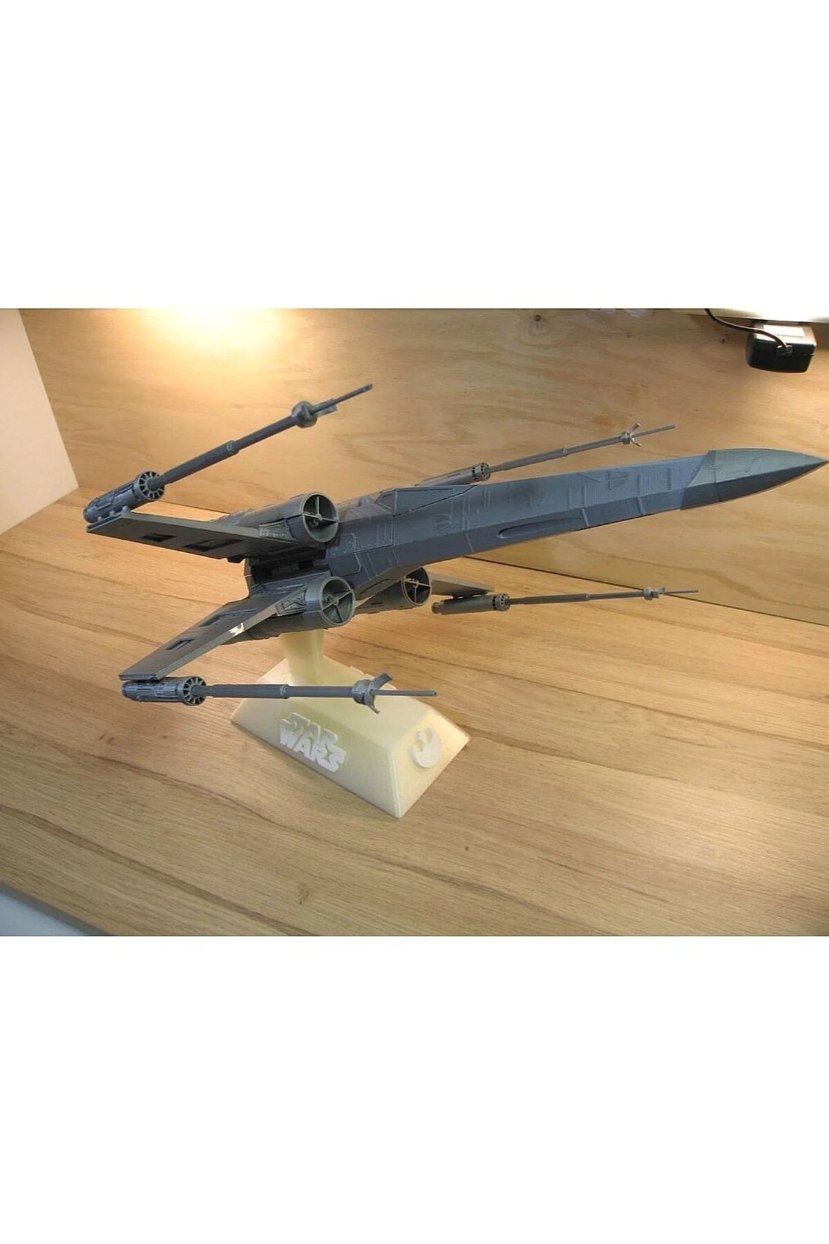 X Wing T65 Uzay Gemisi Star Wars (DEV BOY)