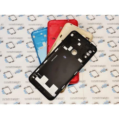 Xiaomi Mi A2 Lite Kasa Arka Pil Batarya Kapağı ( Yan Tuşlar )
