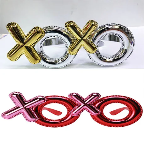 Xoxo Parti Gözlüğü – 2 Renk 2 Adet Şık Parti Aksesuarı