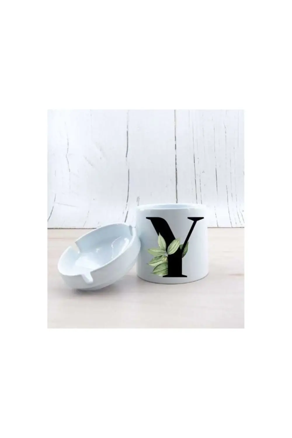 Y Harf Yapraklı Seramik Küllük