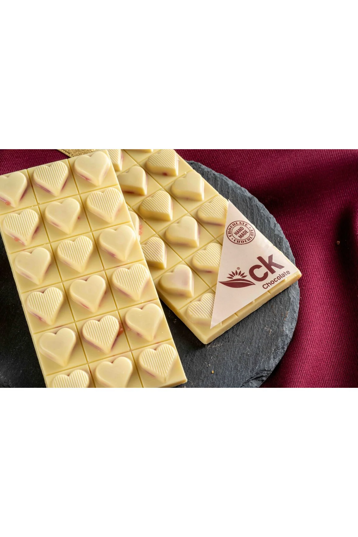 Yaban Mersinli Beyaz Tablet Çikolata 90 g