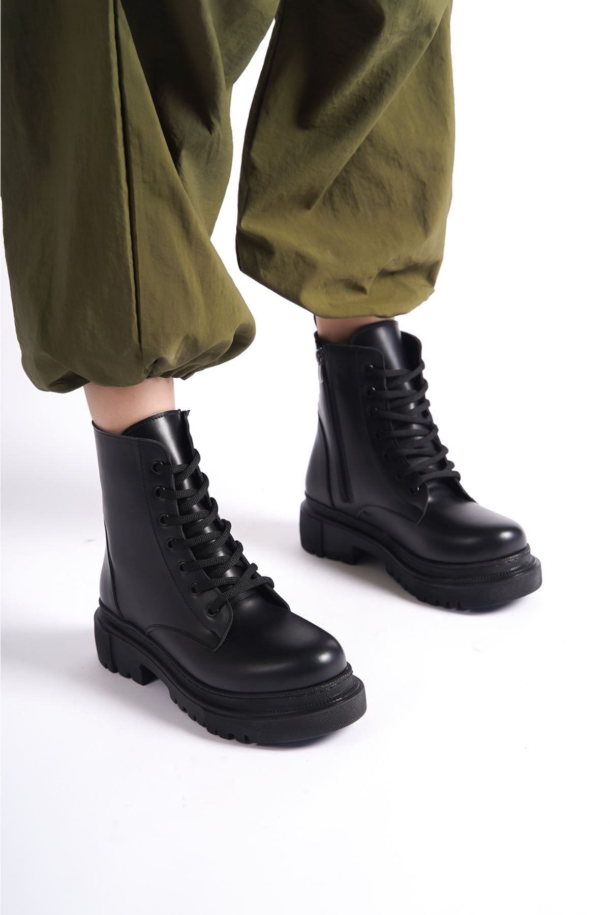 Yağmur Su Geçirmez Kadın Bot