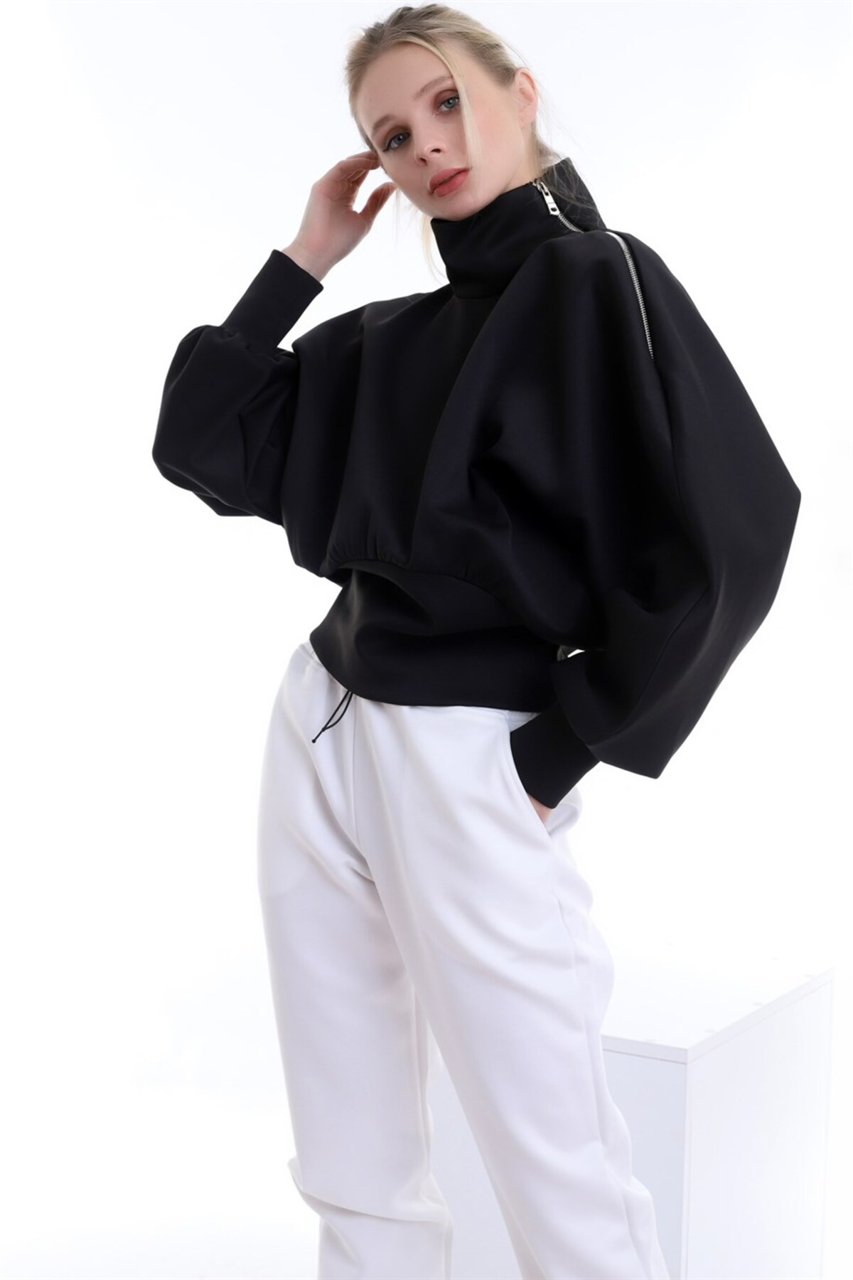 Dreamlike Yaka Ve Omzu Fermuarlı Uzun Kollu Yarasa Kol Sweat Cepli Pantolon