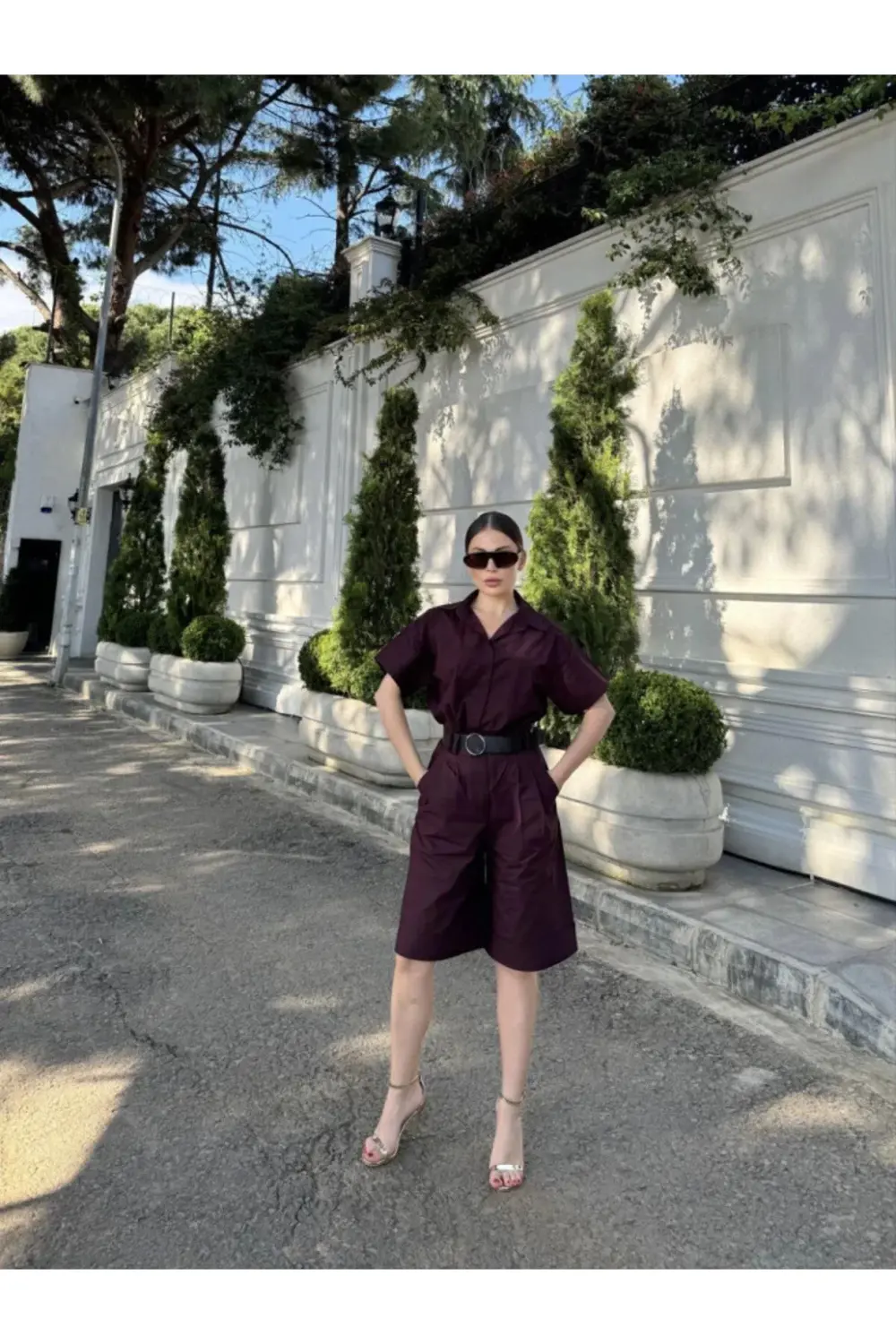 Yakalı Gömlek Kemerli Şortlu Takım - Bordo