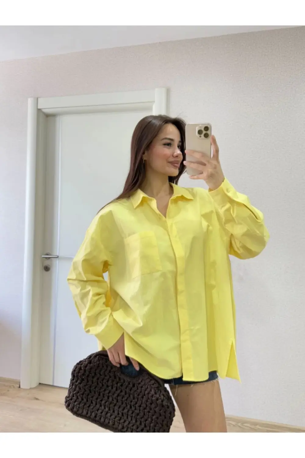 Yakalı Yandan Yırtmaçlı Gömlek - Sarı