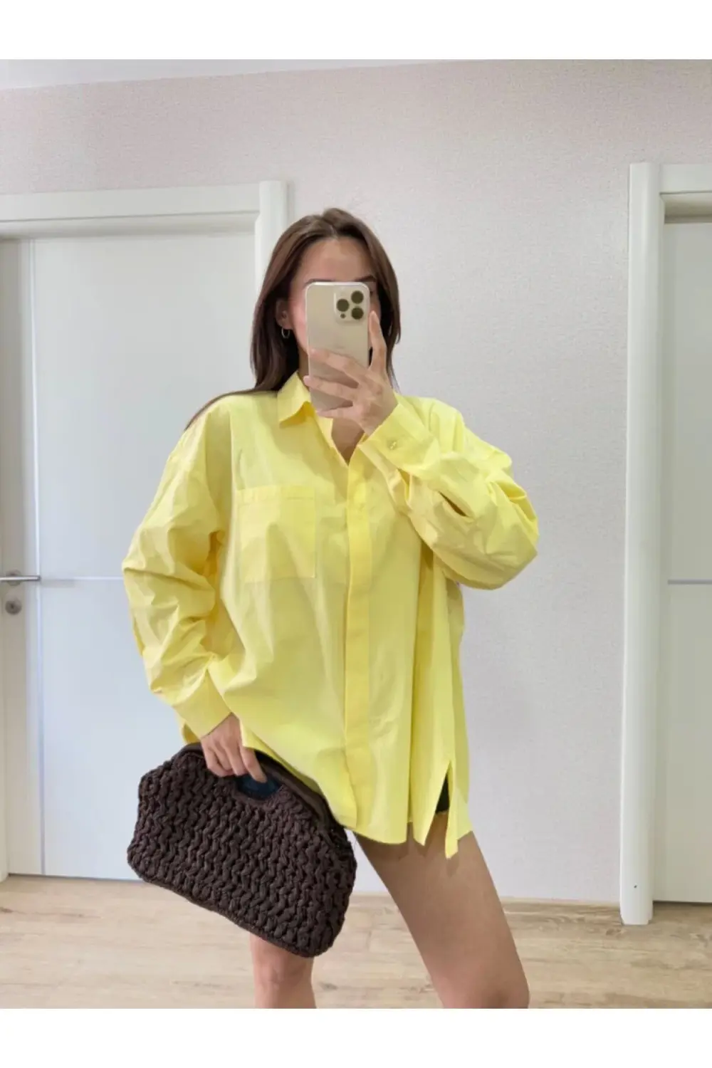 Yakalı Yandan Yırtmaçlı Gömlek - Sarı