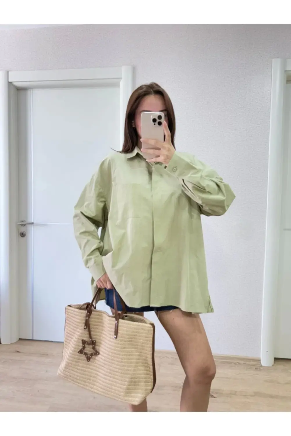 Yakalı Yandan Yırtmaçlı Gömlek - Yeşil