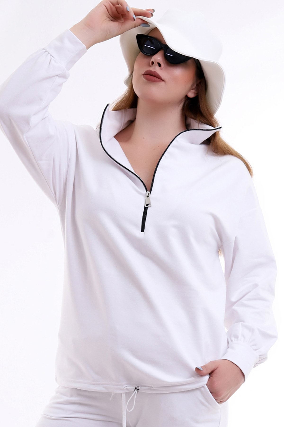 Dreamlike Yakası Uzun Fermuarlı Rahat Ve Sportif Büyük Beden Sweatshirt