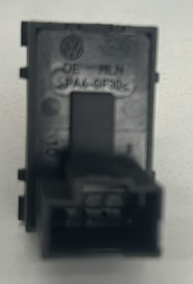 Orjinal Yakit Düğmesi (Vw)(7L6959833b3x1) Orjinal Yakit Düğmesi (Vw)(7L6959833b3x1)