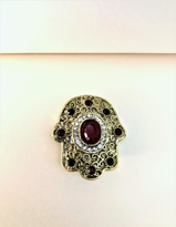 Tükkan Accessories Yakut Taş Fatma Ana Eli Otantik Broş-Broş3 Tükkan Accessories Yakut Taş Fatma Ana Eli Otantik Broş-Broş3