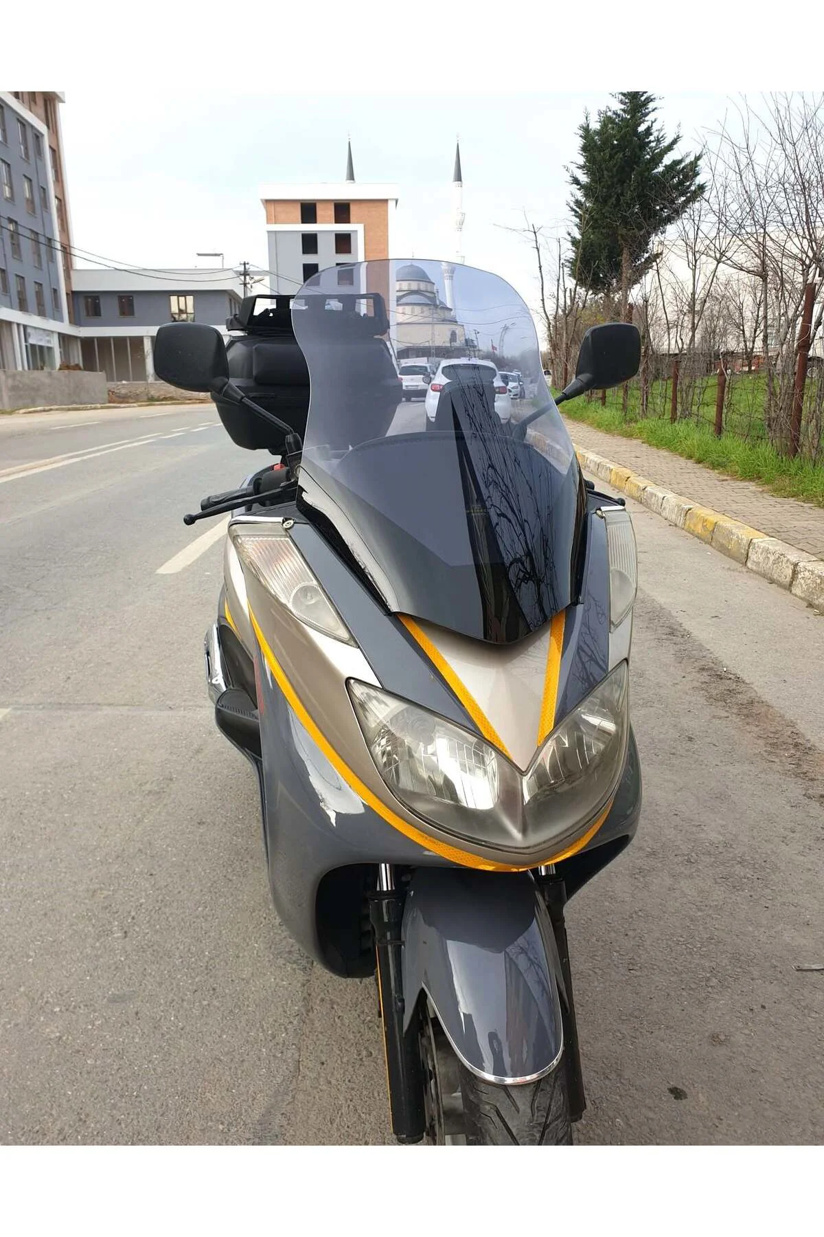 Yamaha Majesty 400 Ön Cam 2003-2015 Model 68cm Füme Renkli 4mm