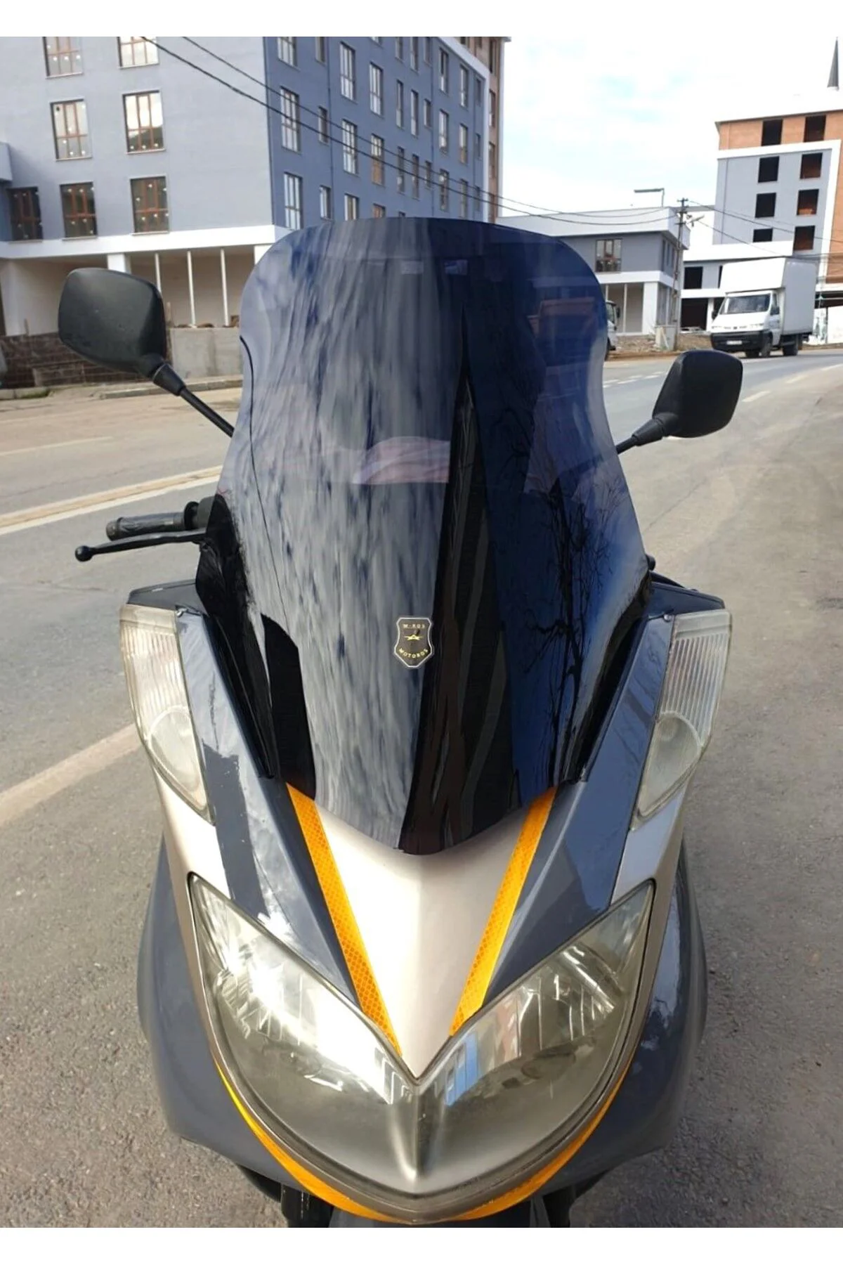 Yamaha Majesty 400 Ön Cam 2003-2015 Model 68cm Siyah Renkli 4mm