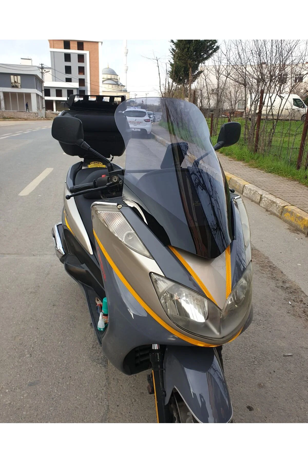 Yamaha Majesty 400 Ön Cam 2003-2015 Model 68cm Füme Renkli 4mm