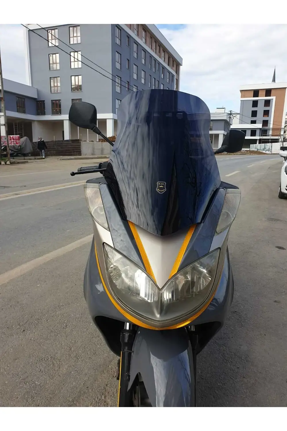 Yamaha Majesty 400 Ön Cam 2005 2006 Model 68cm Siyah Renkli 4mm