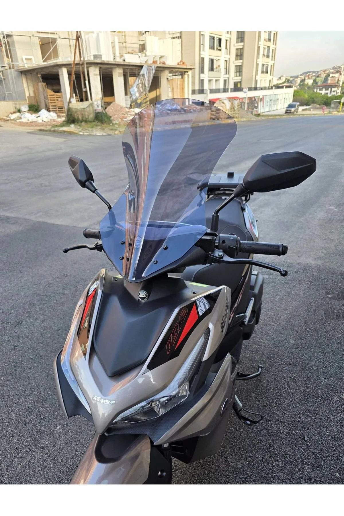 Yamaha MiO Aerox 125 Ön Cam 54cm Füme Renkli 4mm