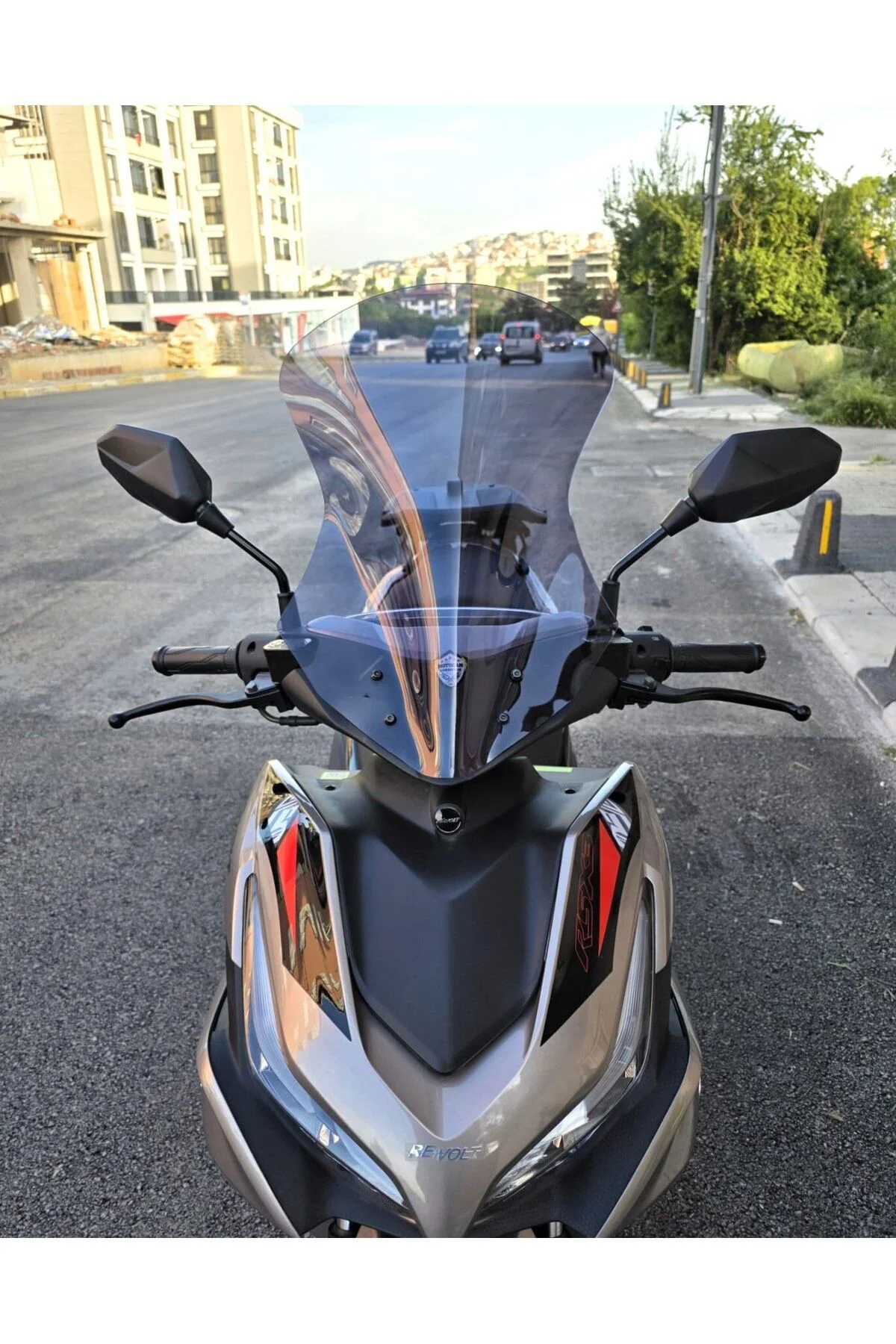 Yamaha MiO Aerox 125 Ön Cam 54cm Füme Renkli 4mm