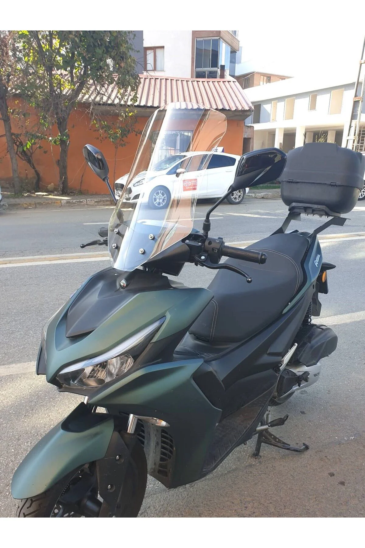 Yamaha Mio Aerox 125 Ön Cam 2023-2026 Model 54cm Şeffaf Renkli 4mm
