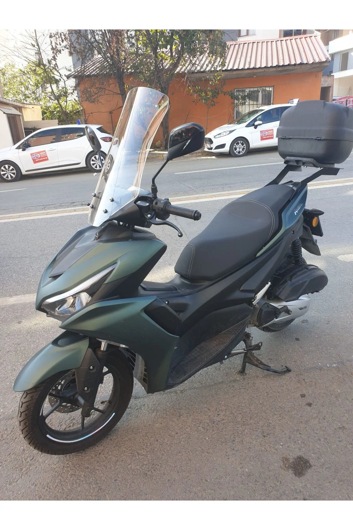 Yamaha Mio Aerox 125 Ön Cam 2023-2026 Model 54cm Şeffaf Renkli 4mm