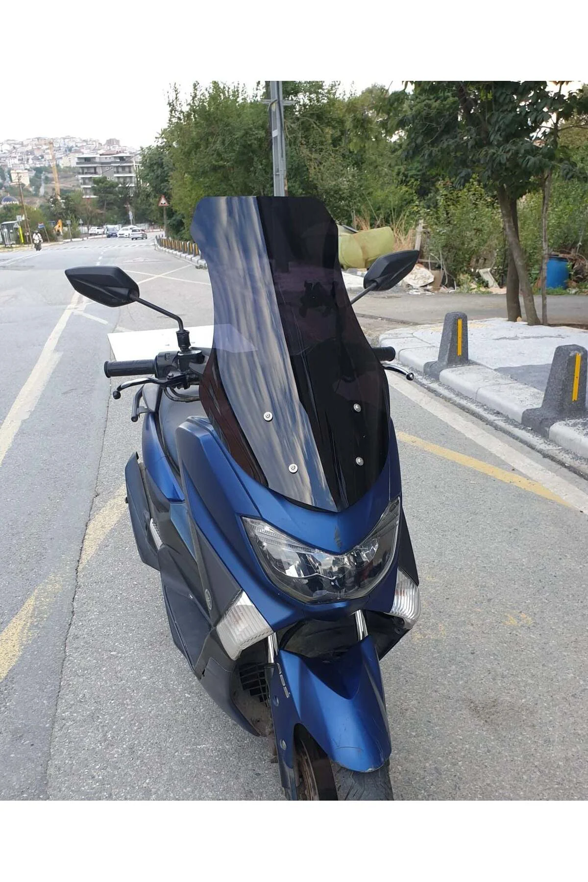 Yamaha Nmax Ön Cam 2015-2020 Model 69cm Siyah Renkli 4mm