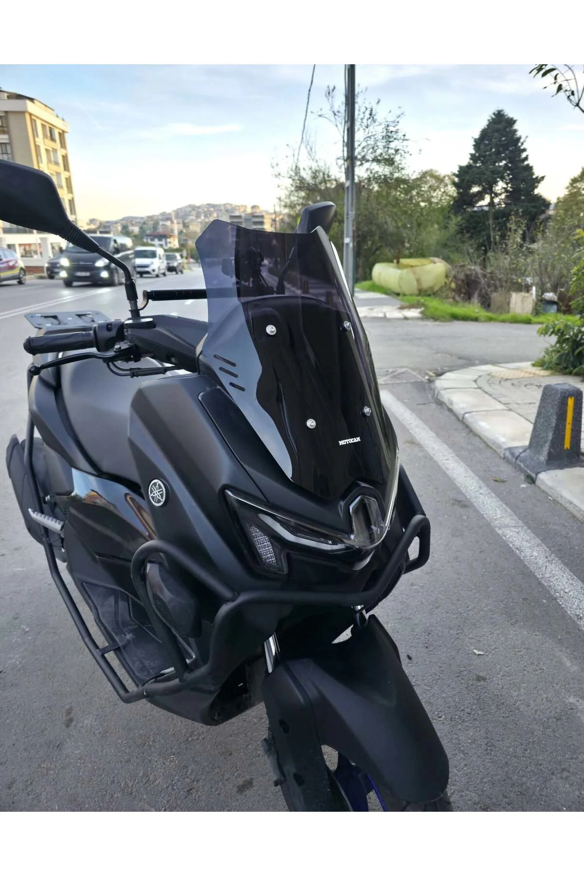 Yamaha Nmax Ön Cam 2025-2026 Model 43cm Siyah Renkli SPORTİF