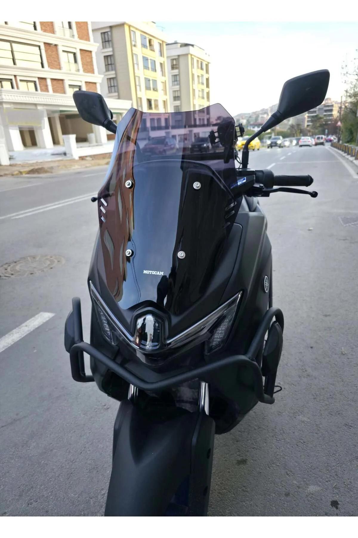 Yamaha Nmax Ön Cam 2025-2026 Model 43cm Siyah Renkli SPORTİF