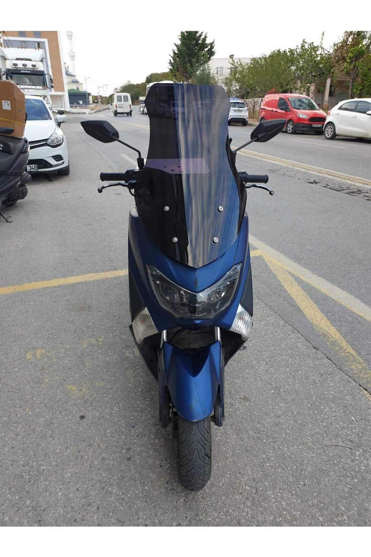 Yamaha Nmax Ön Cam 2015-2020 Model 69cm Siyah Renkli 4mm