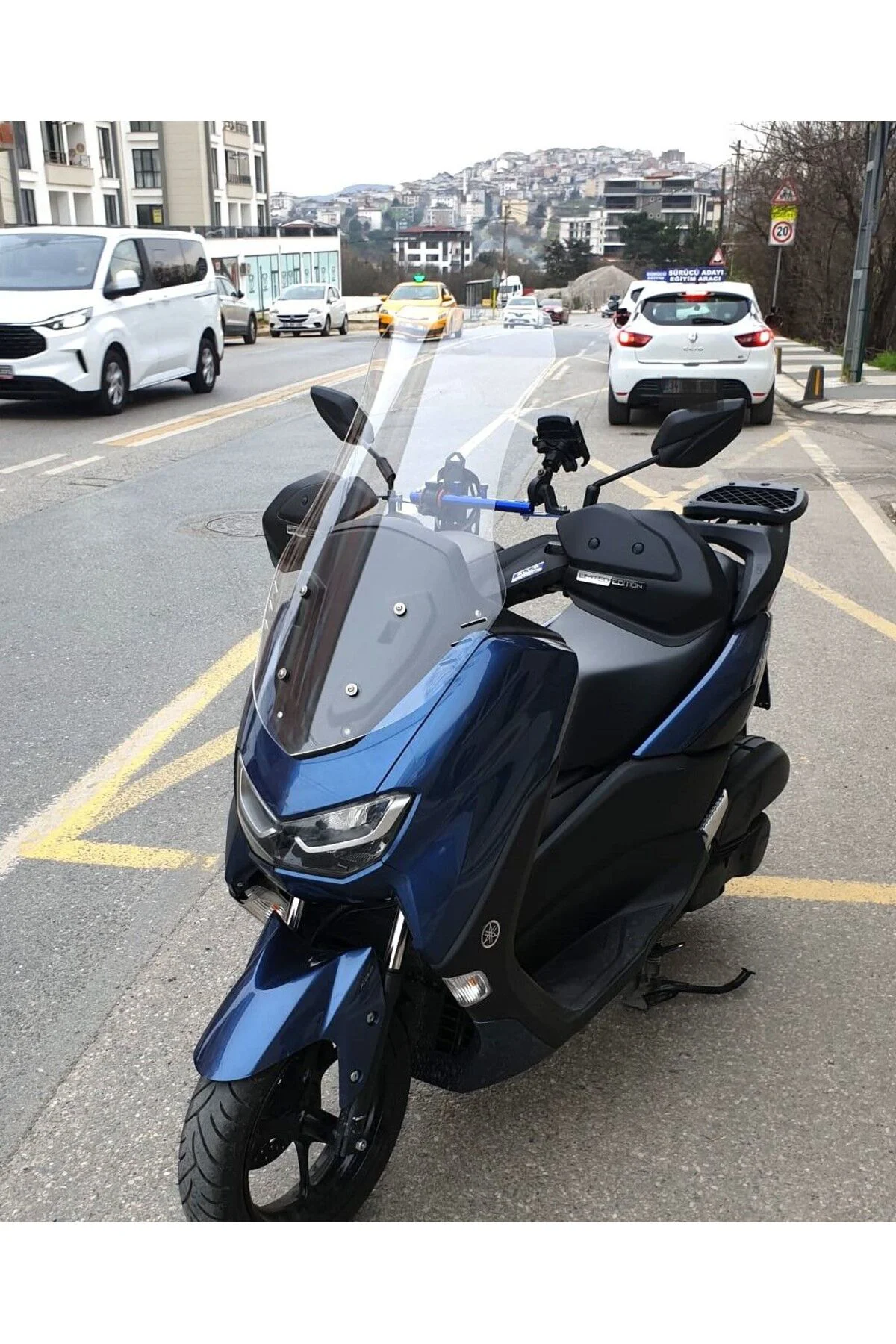 Yamaha Nmax Ön Cam 2021-2024 Model 72cm Şeffaf Renkli 4mm UZUN