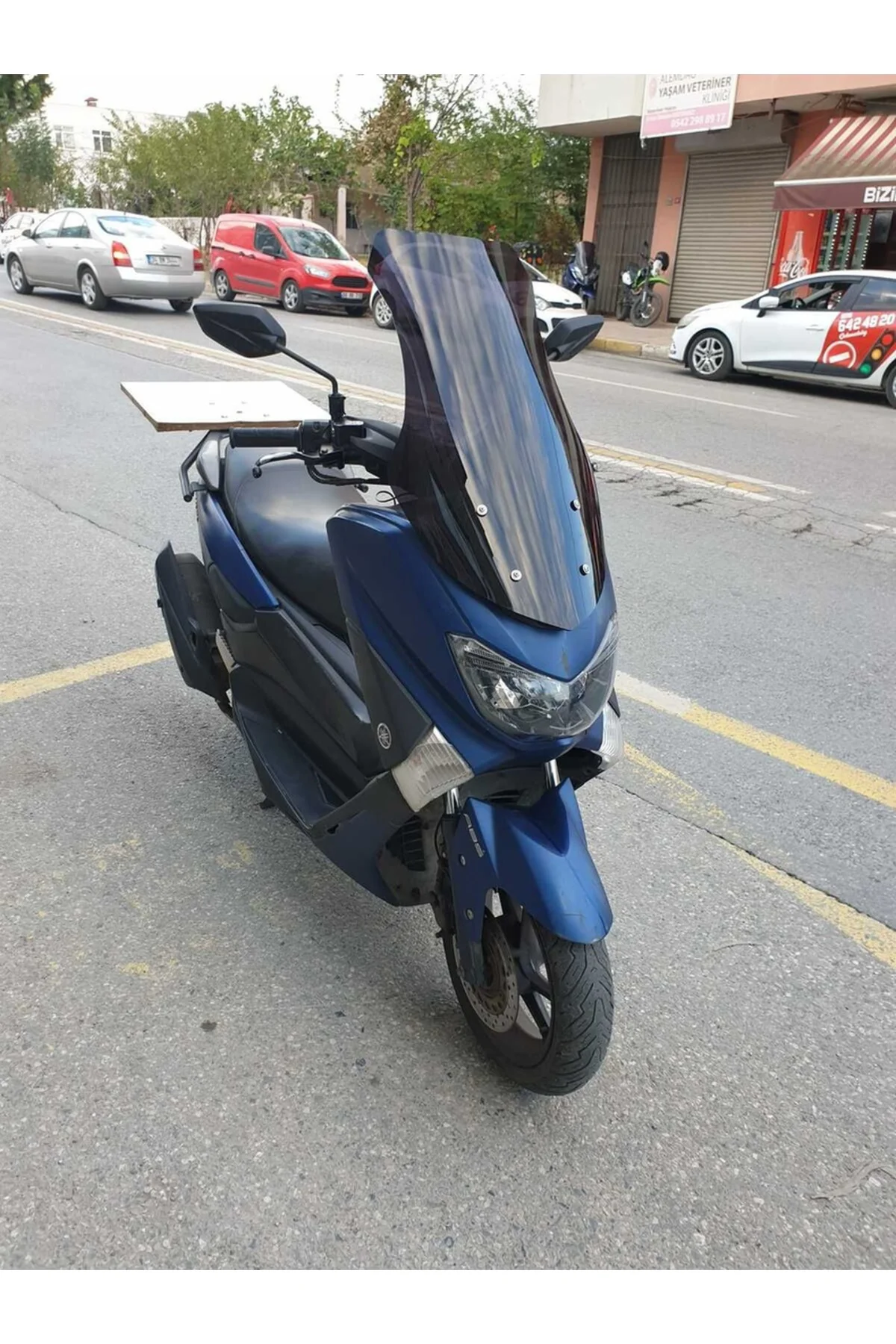 Yamaha Nmax Ön Cam 2015-2020 Model 69cm Siyah Renkli 4mm