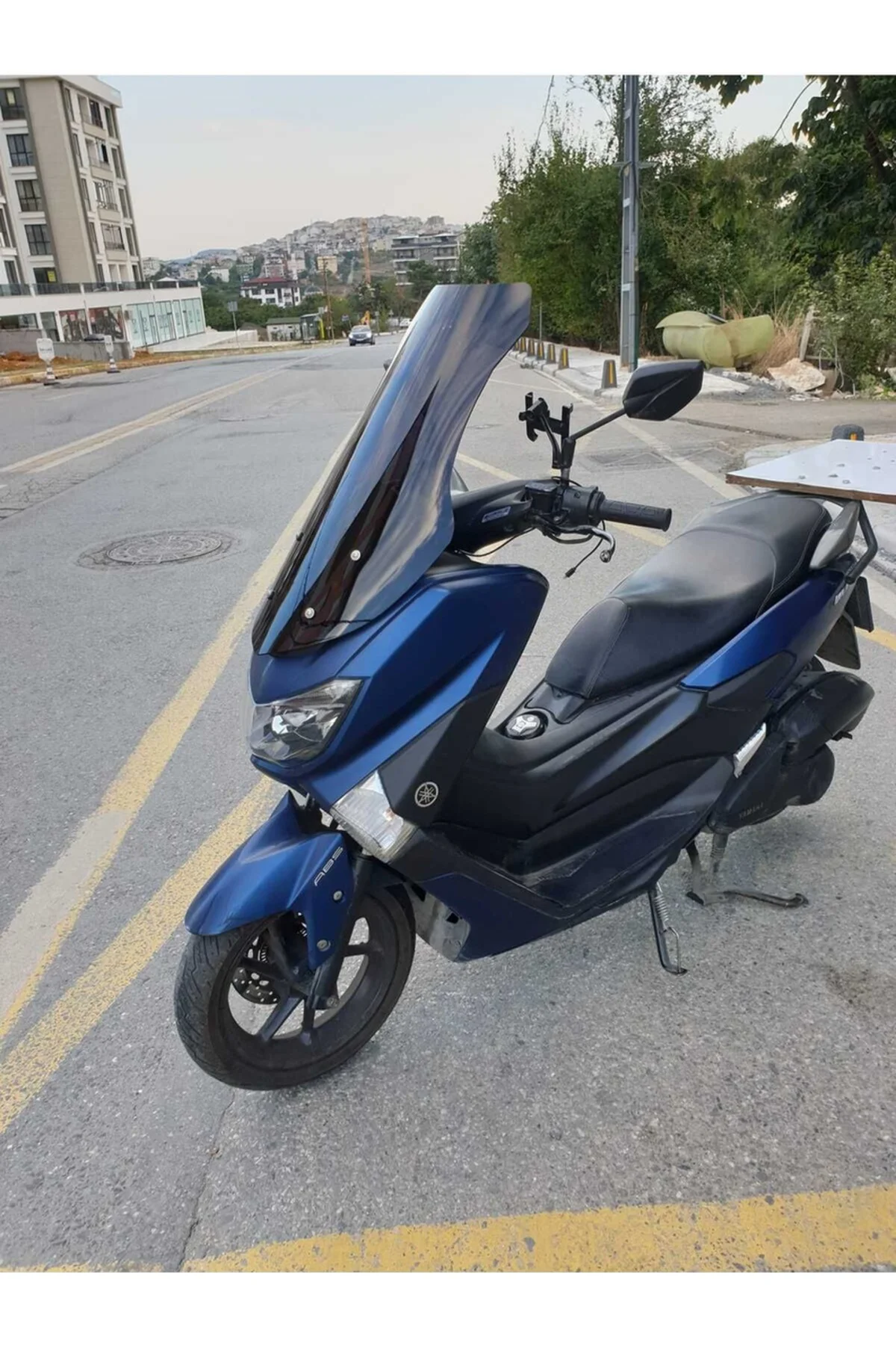 Yamaha Nmax Ön Cam 2015-2020 Model 69cm Siyah Renkli 4mm