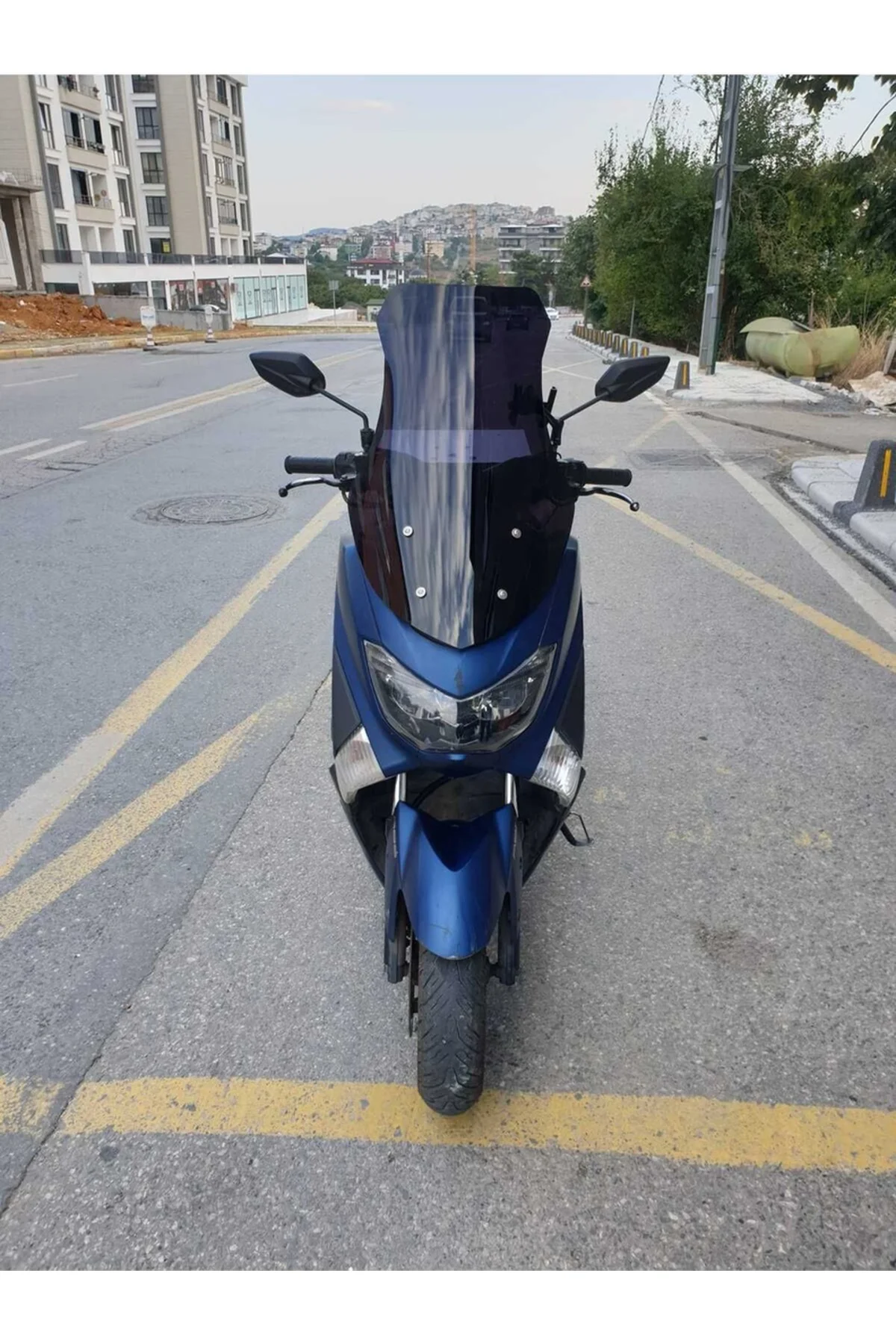 Yamaha Nmax Ön Cam 2015-2020 Model 69cm Siyah Renkli 4mm