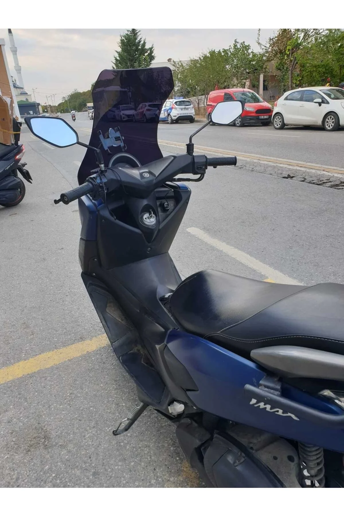Yamaha Nmax Ön Cam 2015-2020 Model 69cm Siyah Renkli 4mm