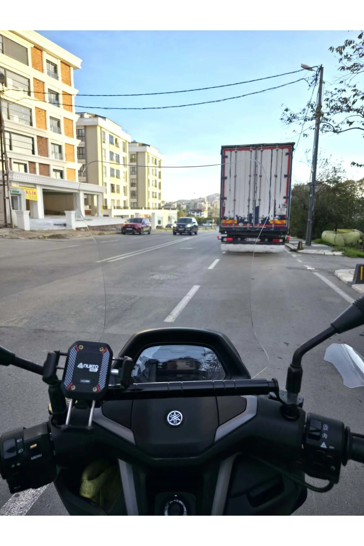 Yamaha Nmax Ön Cam 2025-2026 Model 72cm Şeffaf Renkli 4mm